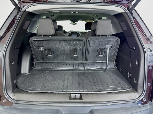 Used 2021 Chevrolet Traverse LT image 26