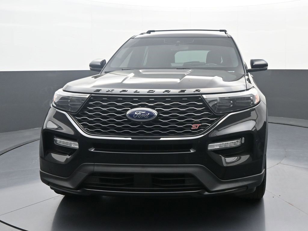Used 2020 Ford Explorer ST w/ Premium Technology Package image 2