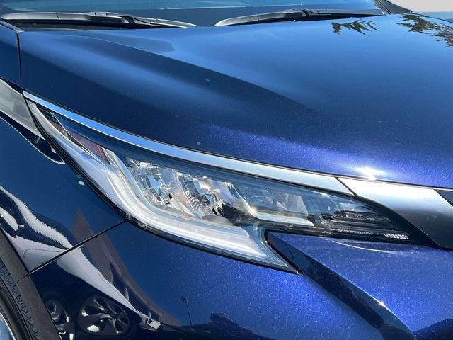 Certified 2025 Toyota Sienna Limited image 9