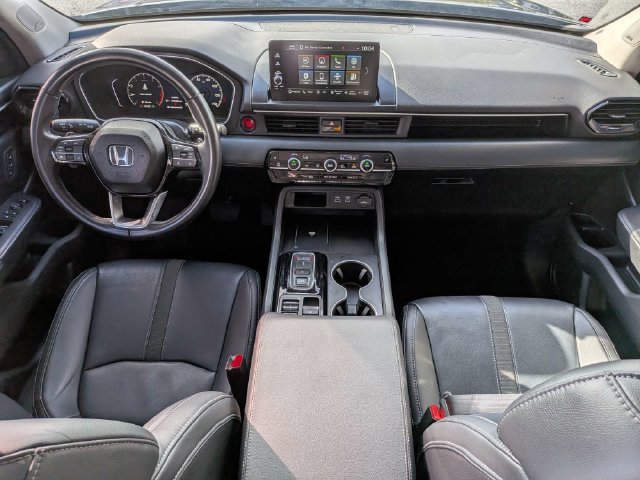 Used 2024 Honda Pilot Touring image 14