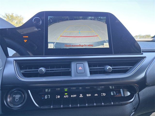 New 2025 Lexus UX 300h FWD image 31