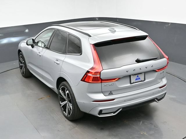Used 2024 Volvo XC60 B5 Ultimate w/ Climate Package AWD/4WD image 49