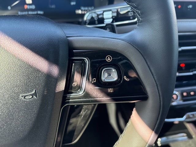Used 2023 Lincoln Corsair Reserve AWD/4WD image 21