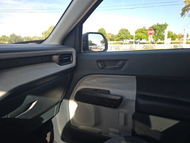 Certified 2025 Ford Maverick XLT FWD image 15