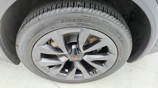 Used 2023 Tesla Model X image 57