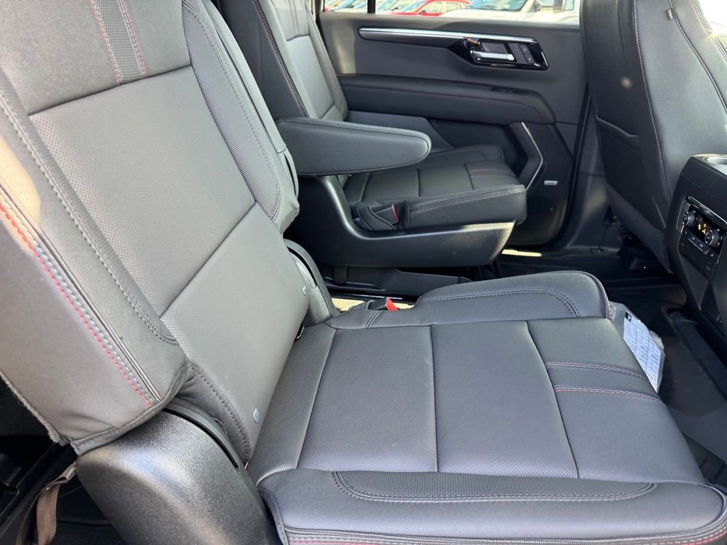 New 2026 Chevrolet Suburban RST w/ Adventure Package 2 - Box RWD image 12