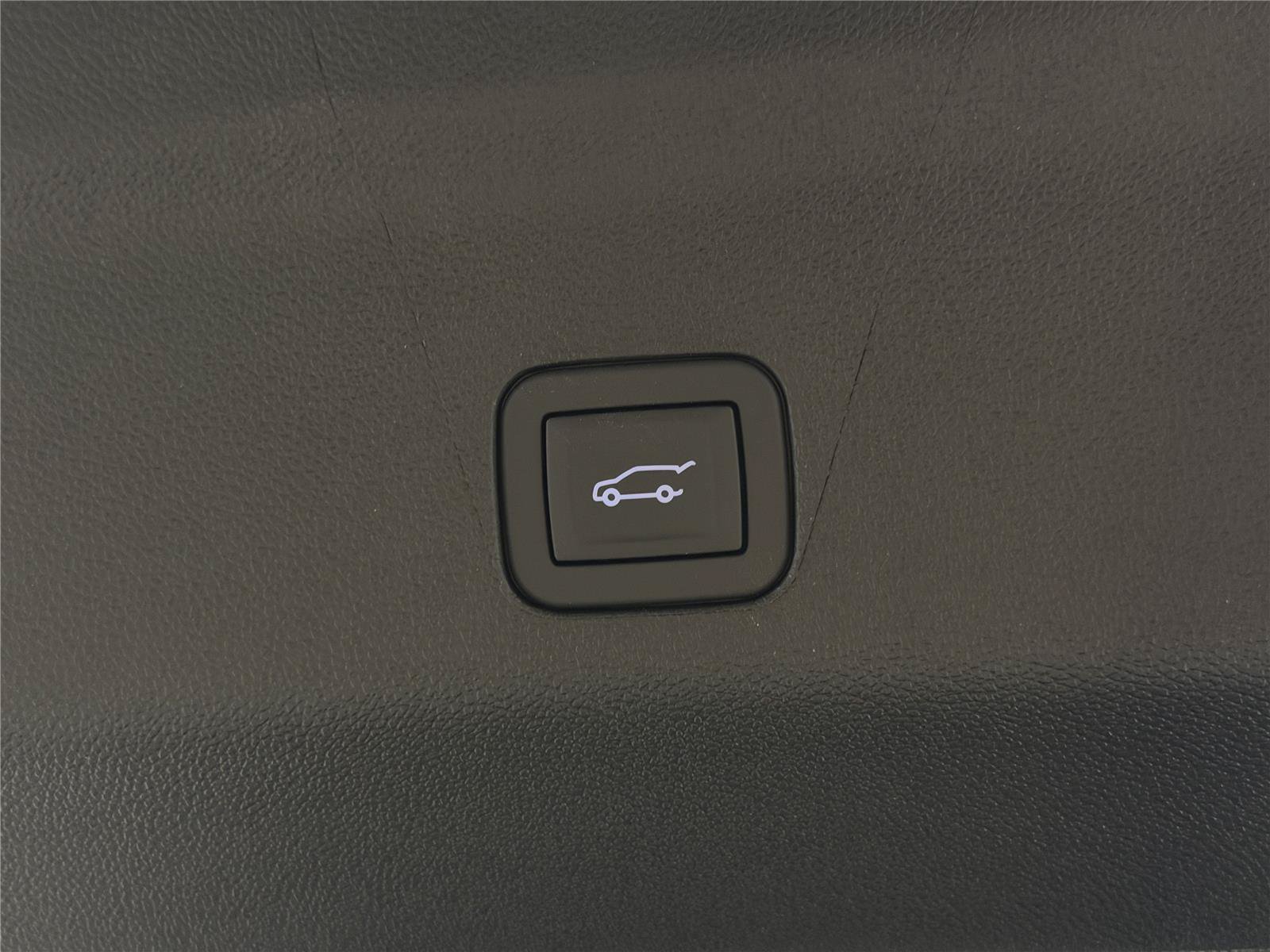 New 2026 GMC Yukon AT4 Ultimate w/ LPO, Floor Liner Package AWD/4WD image 20