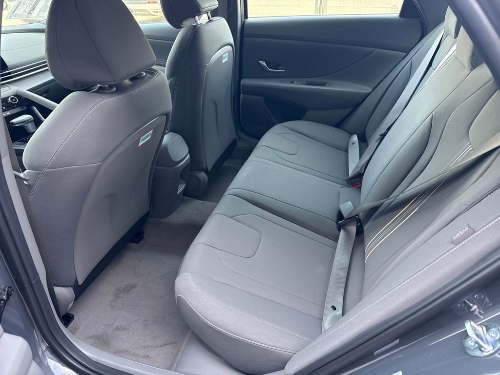 New 2026 Hyundai Elantra Sport FWD image 17