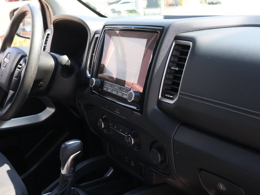 Used 2022 Nissan Frontier SV RWD image 10