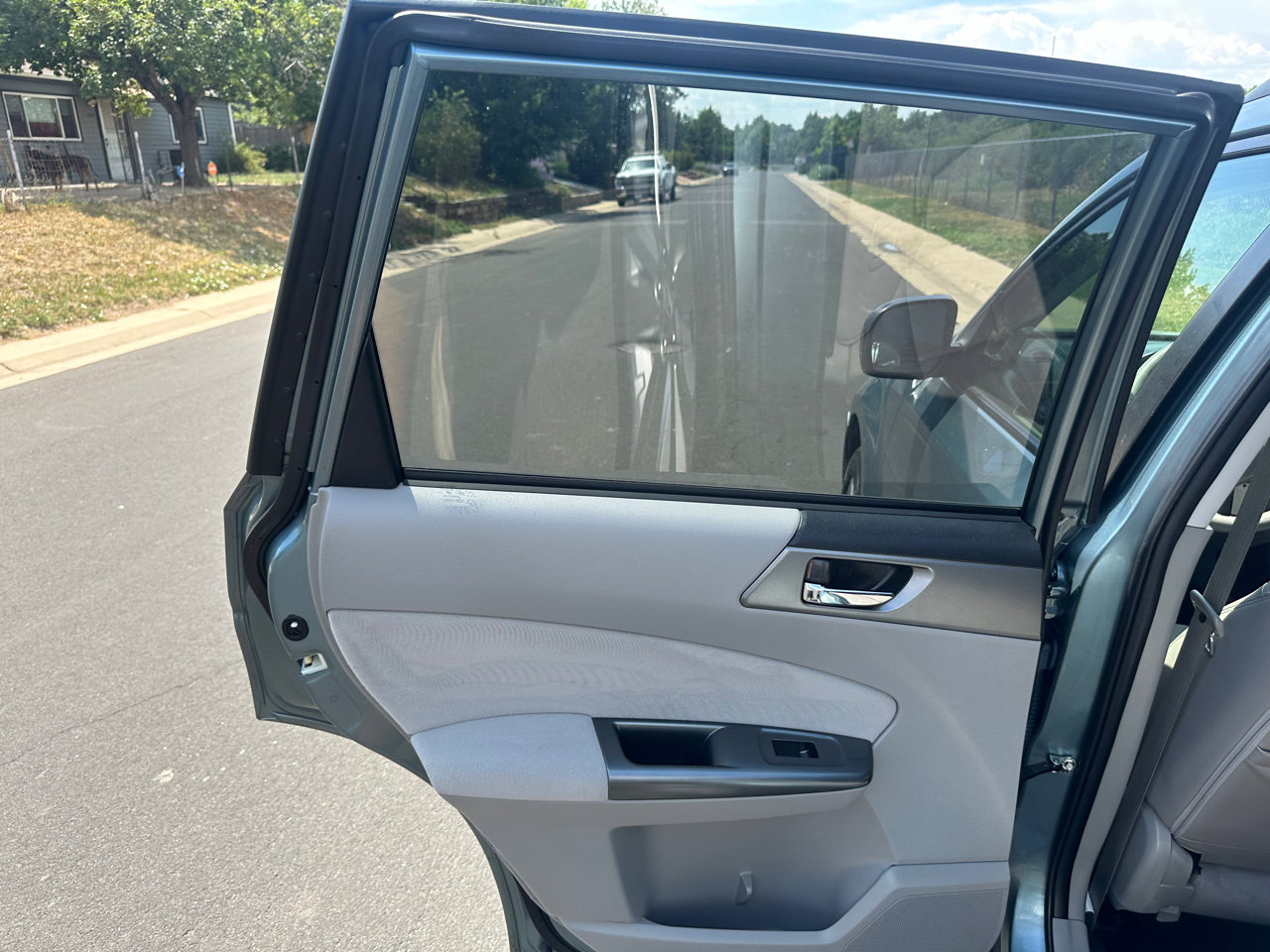 Used 2011 Subaru Forester 2.5X Limited image 11