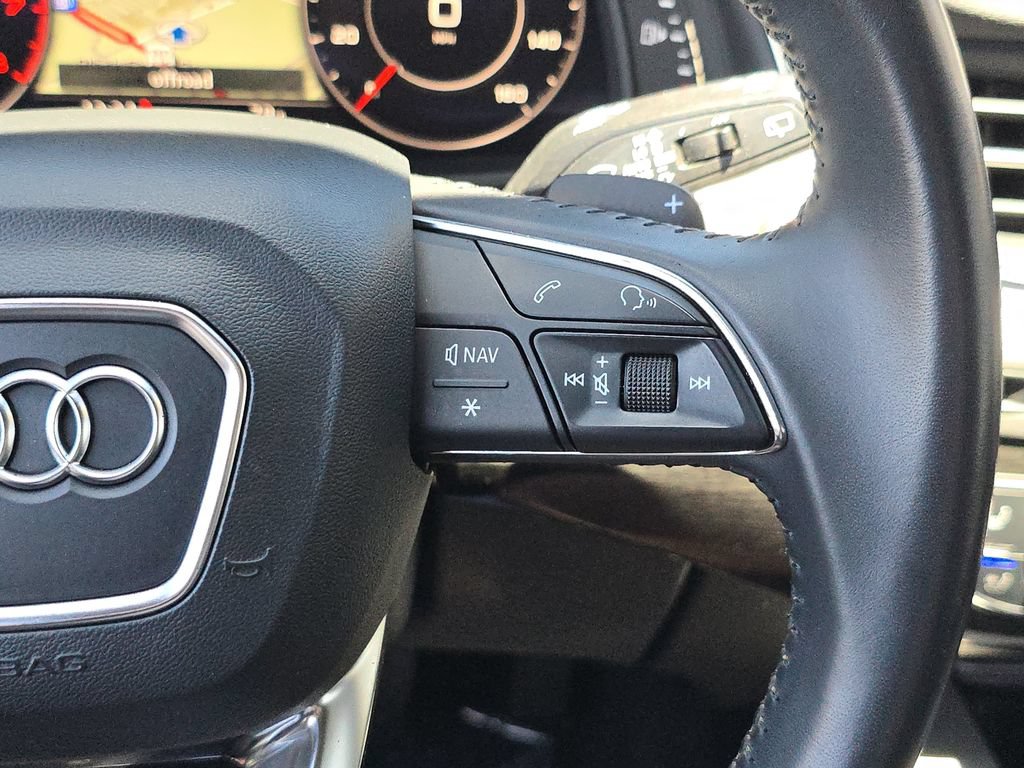 Used 2018 Audi Q7 2.0T Premium Plus AWD/4WD image 25