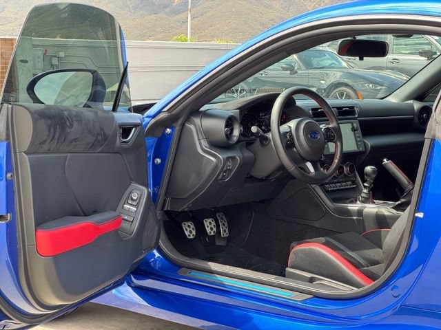 Certified 2025 Subaru BRZ Limited RWD image 9