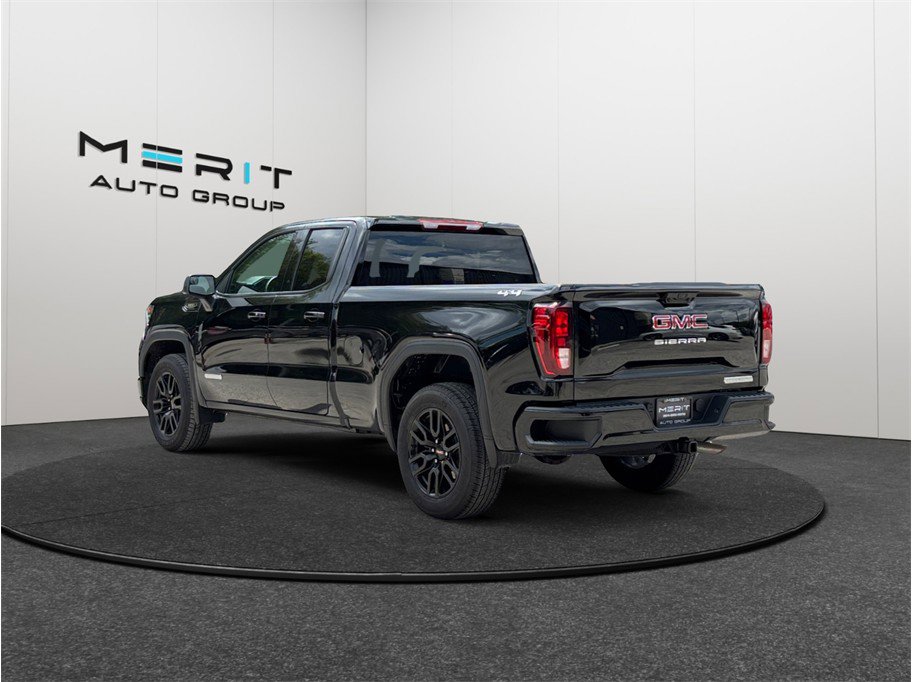 Used 2025 GMC Sierra 1500 Elevation AWD/4WD image 7