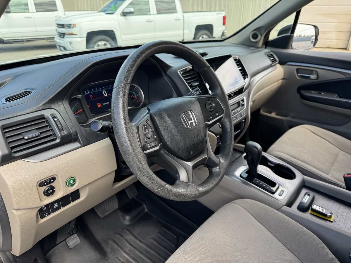 Used 2020 Honda Pilot EX image 25