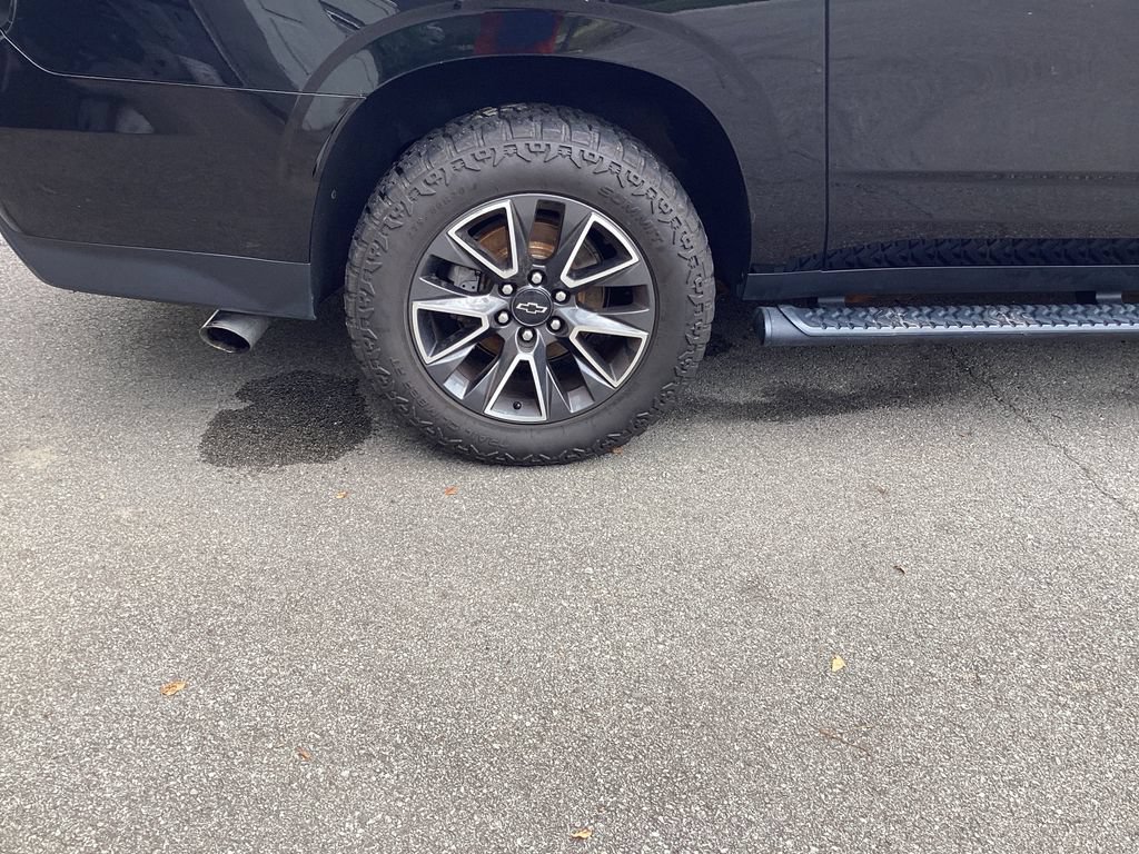 Used 2021 Chevrolet Suburban Z71 AWD/4WD image 23