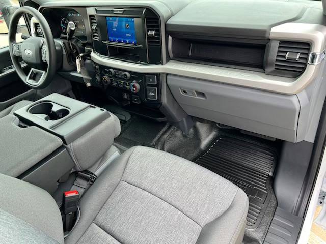 New 2027 Ford F450 XL w/ XL Chrome Package AWD/4WD image 14