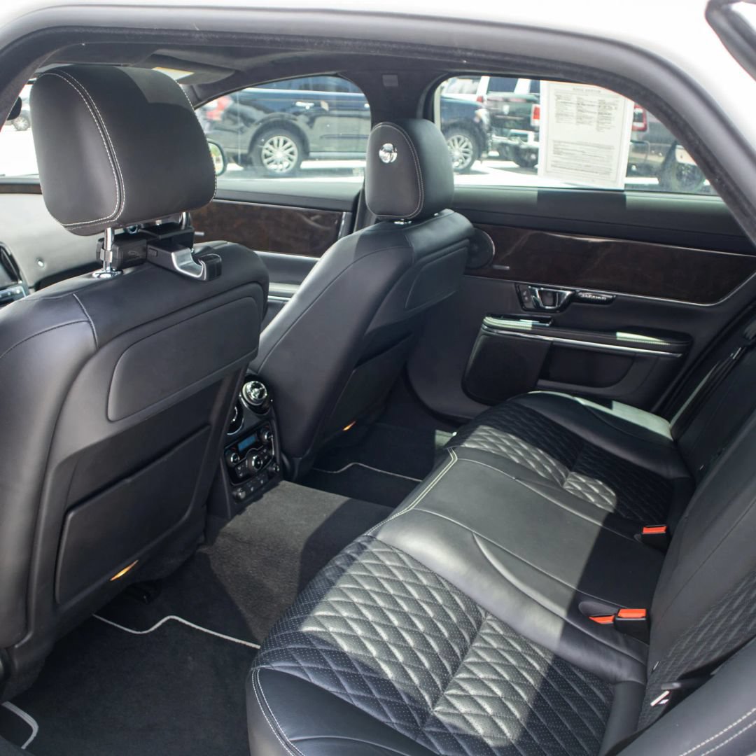 Used 2019 Jaguar XJ L Portfolio RWD image 29