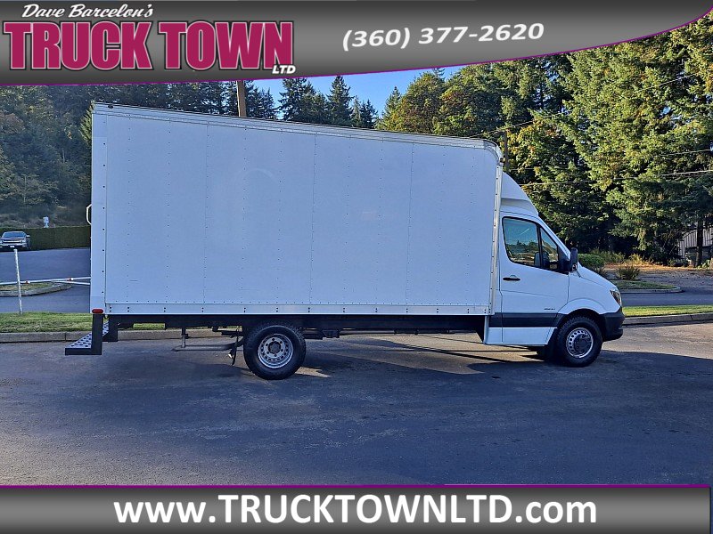 Used 2016 Freightliner Sprinter 3500 image 2
