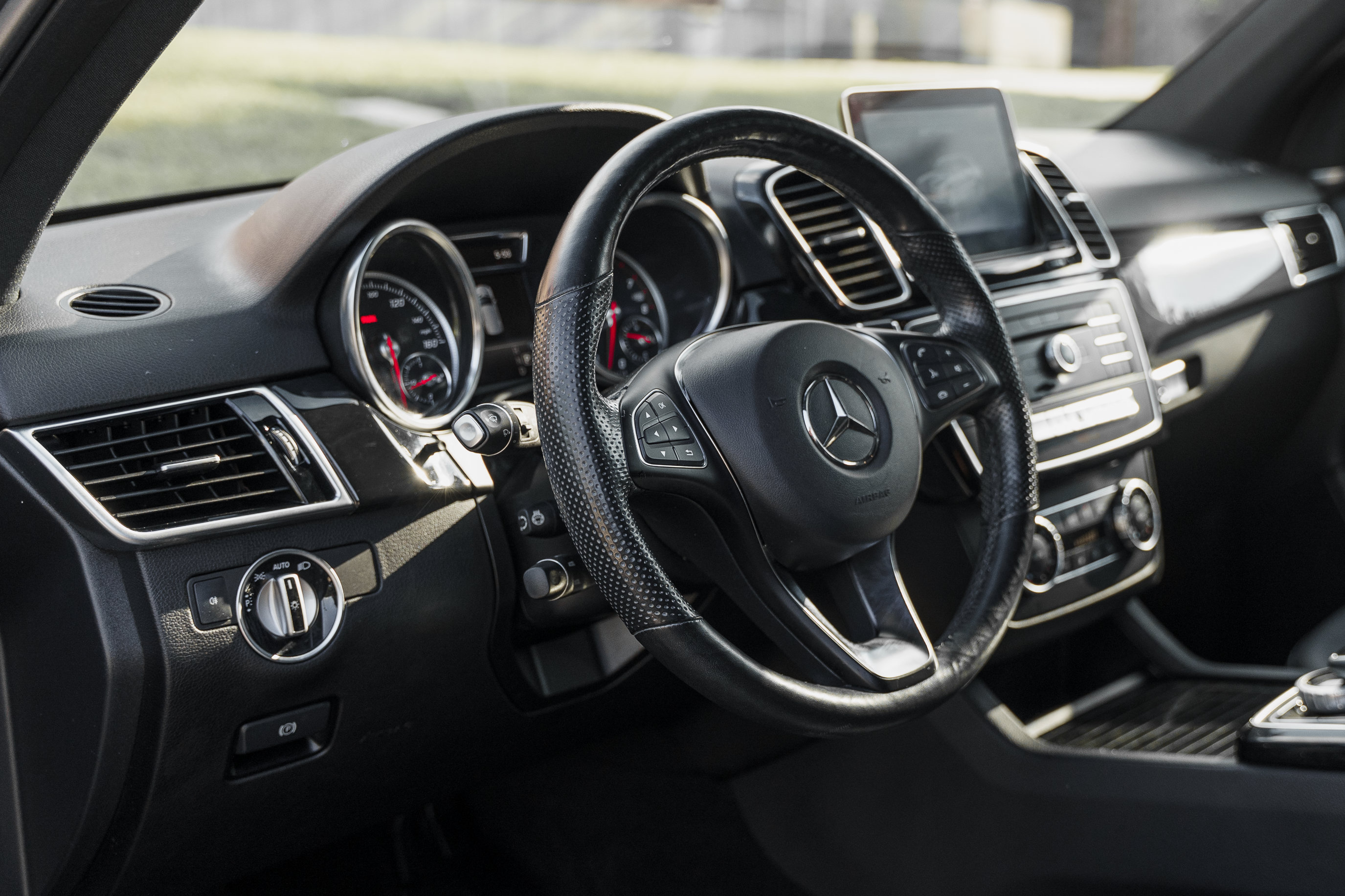 Used 2018 Mercedes-Benz GLE 350 4MATIC image 9