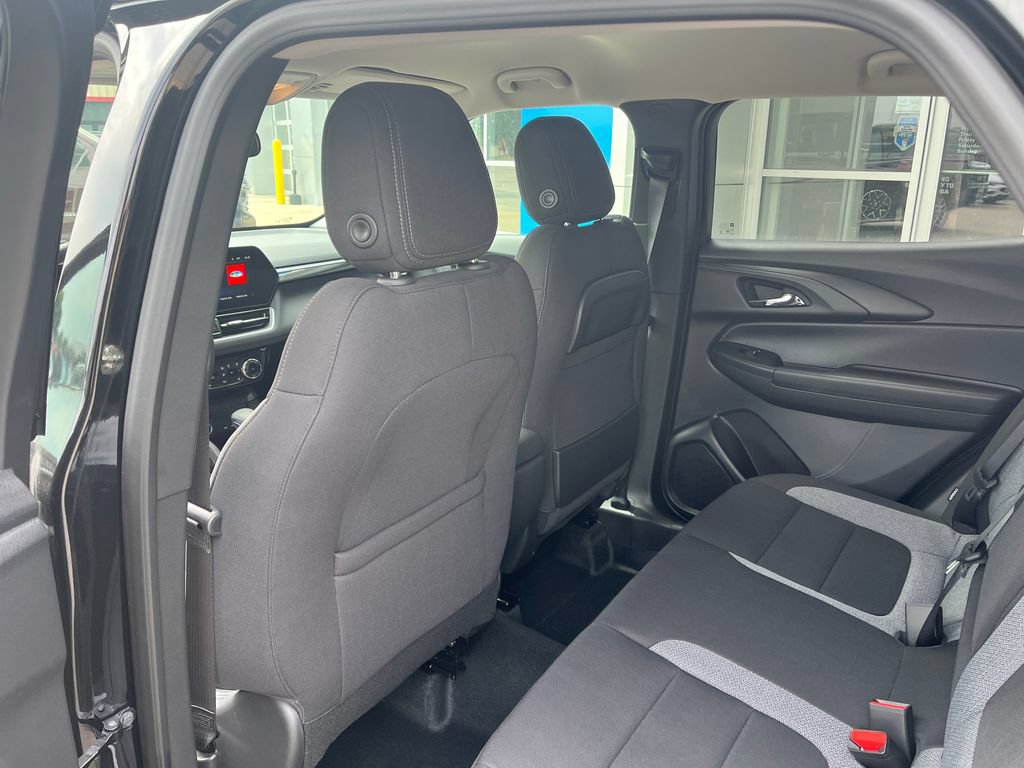 New 2026 Chevrolet TrailBlazer LT w/ Convenience Package AWD/4WD image 15