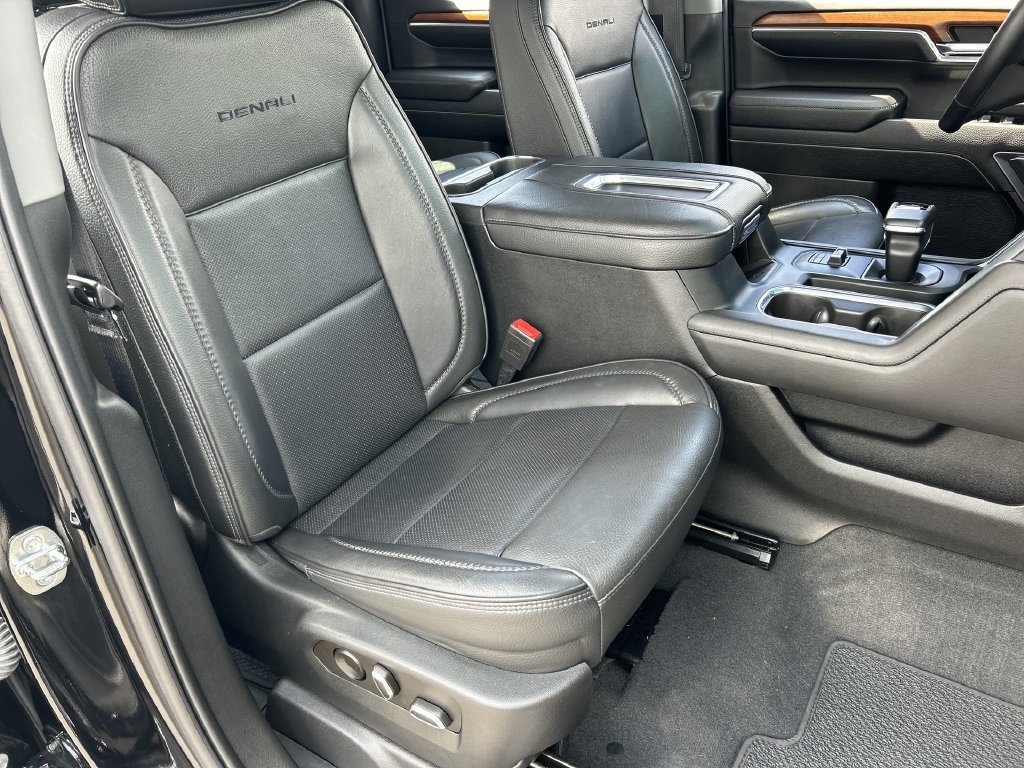 Used 2022 GMC Sierra 1500 Denali w/ Denali Reserve Package AWD/4WD image 28