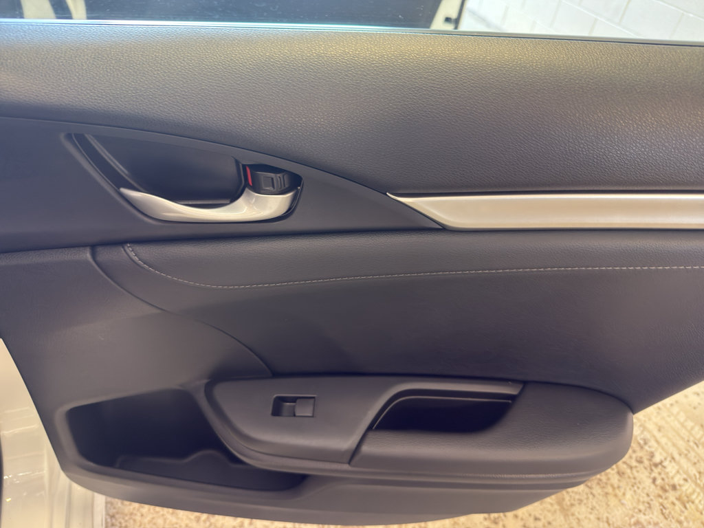 Used 2017 Honda Civic EX-L image 25