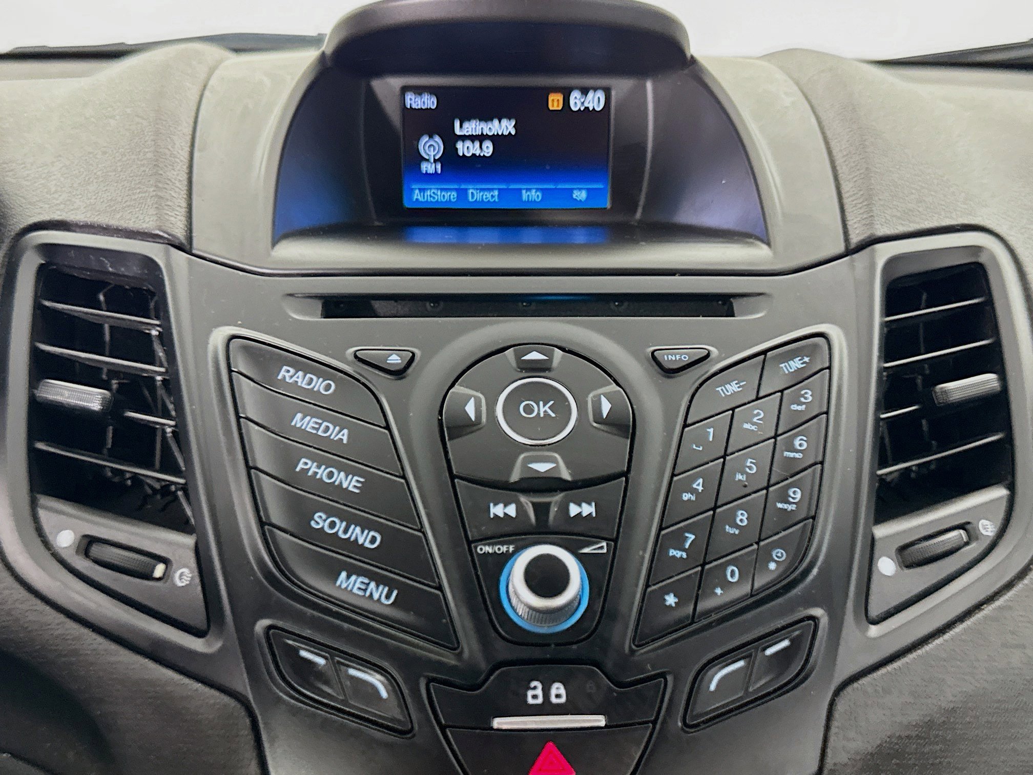 Used 2019 Ford Fiesta SE FWD image 17