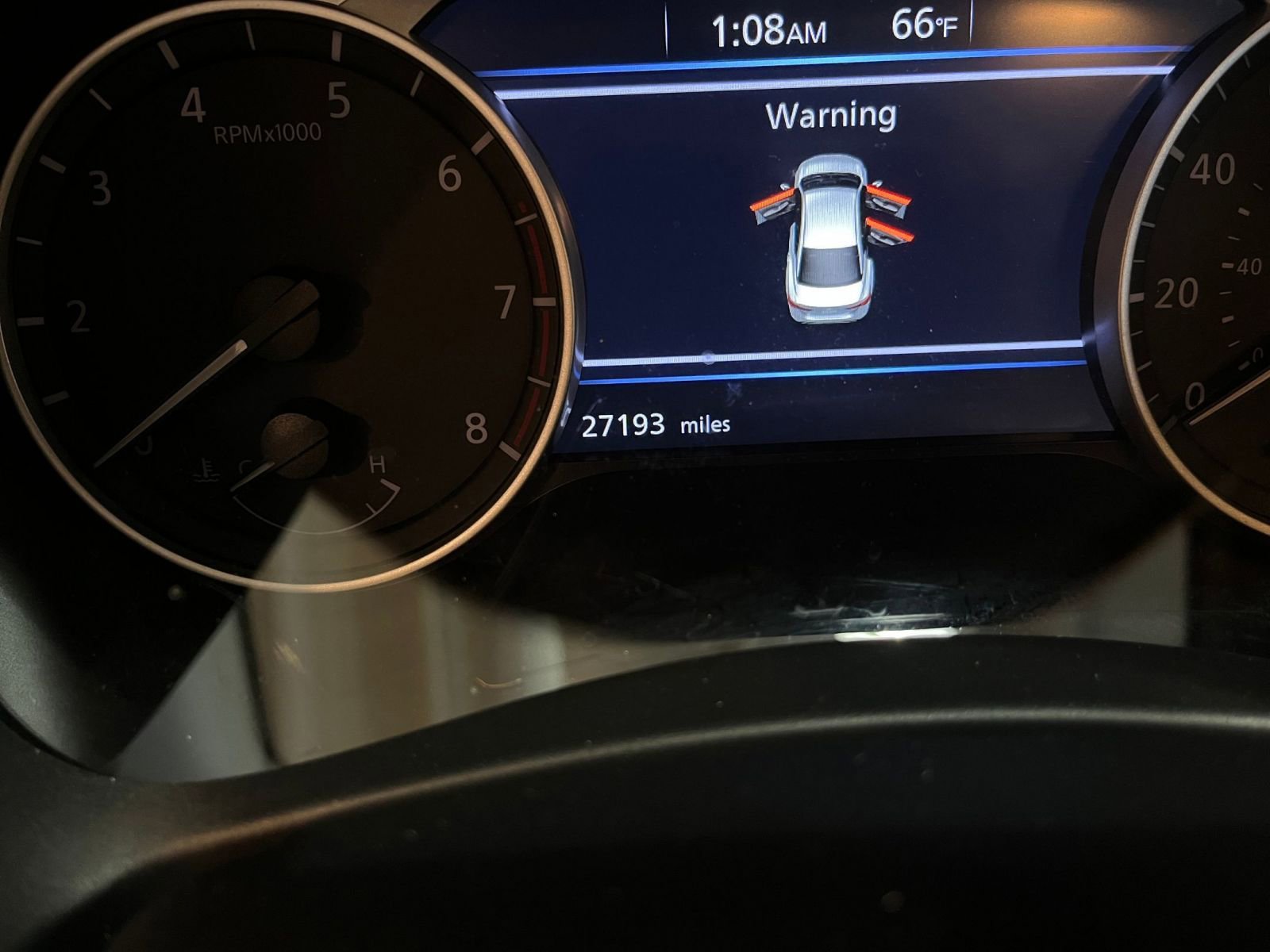 Used 2025 Nissan Sentra SV image 39