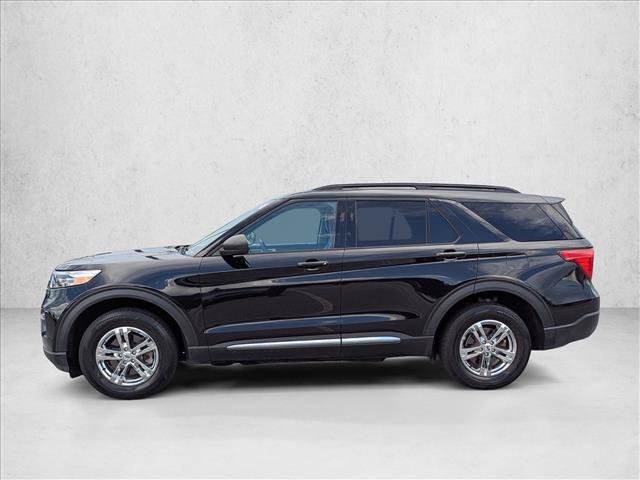 Used 2022 Ford Explorer XLT w/ Equipment Group 202A AWD/4WD image 8