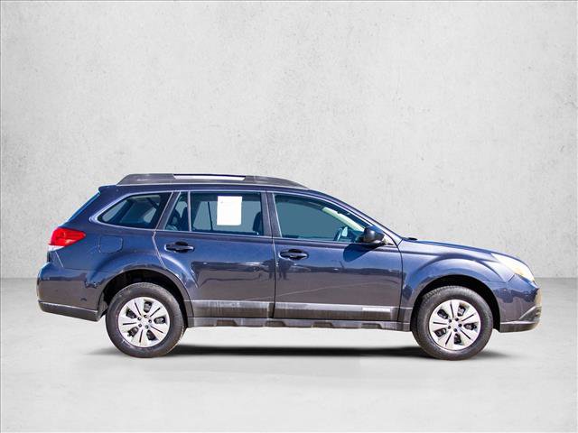 Used 2010 Subaru Outback 2.5i AWD/4WD image 4