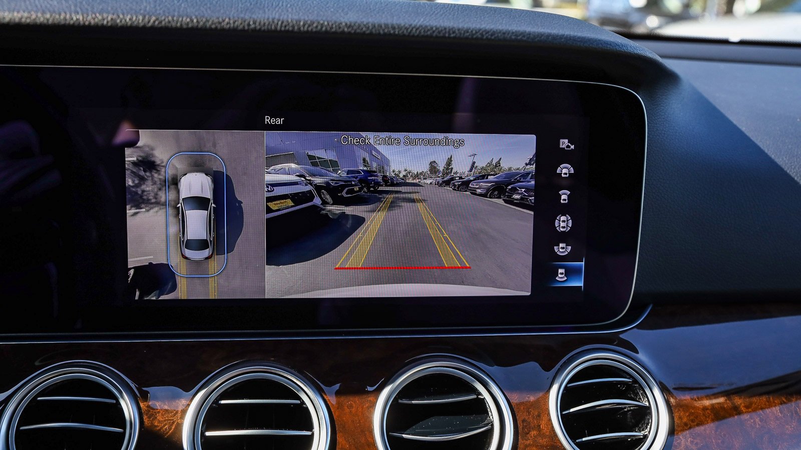 Used 2022 Mercedes-Benz E 350 Sedan w/ Driver Assistance Package image 25