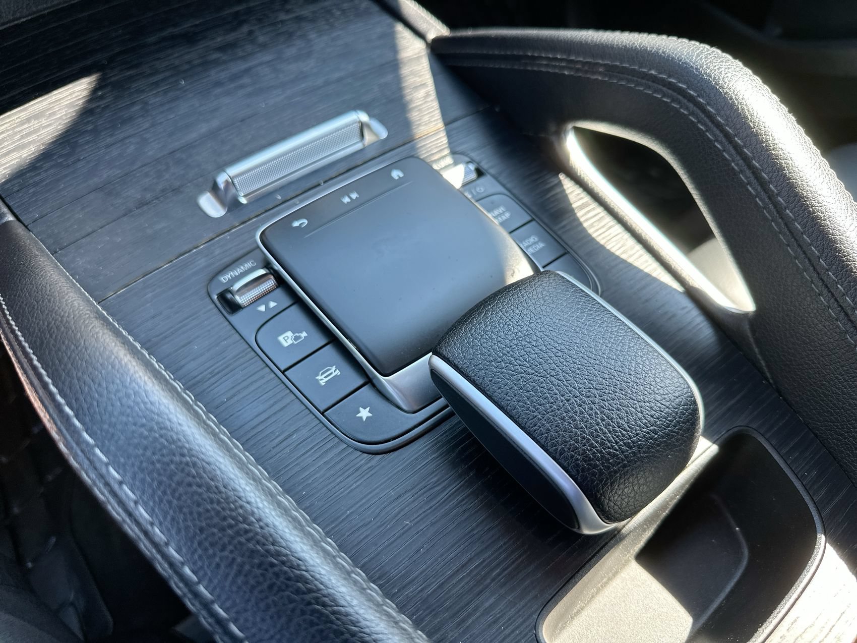 Used 2024 Mercedes-Benz GLE 450 4MATIC image 22