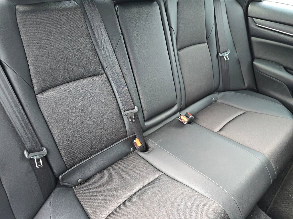 Used 2022 Honda Accord Sport image 19