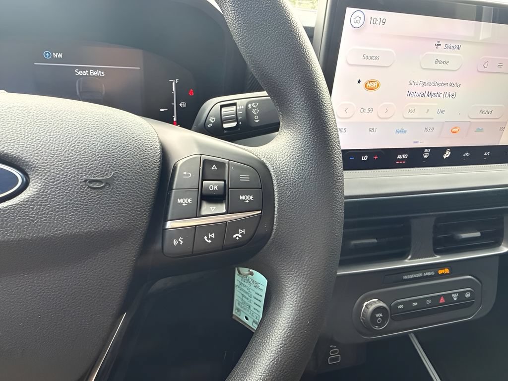 Used 2025 Ford Maverick XL FWD image 15