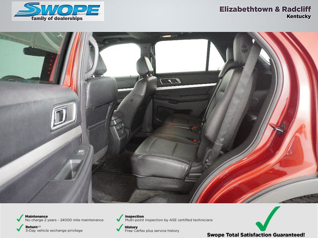 Used 2016 Ford Explorer XLT w/ Equipment Group 202A AWD/4WD image 12