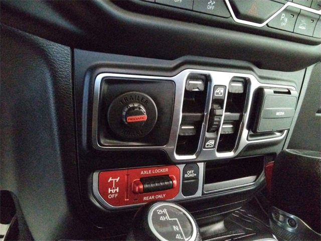 Used 2021 Jeep Gladiator Mojave w/ LED Lighting Group image 32