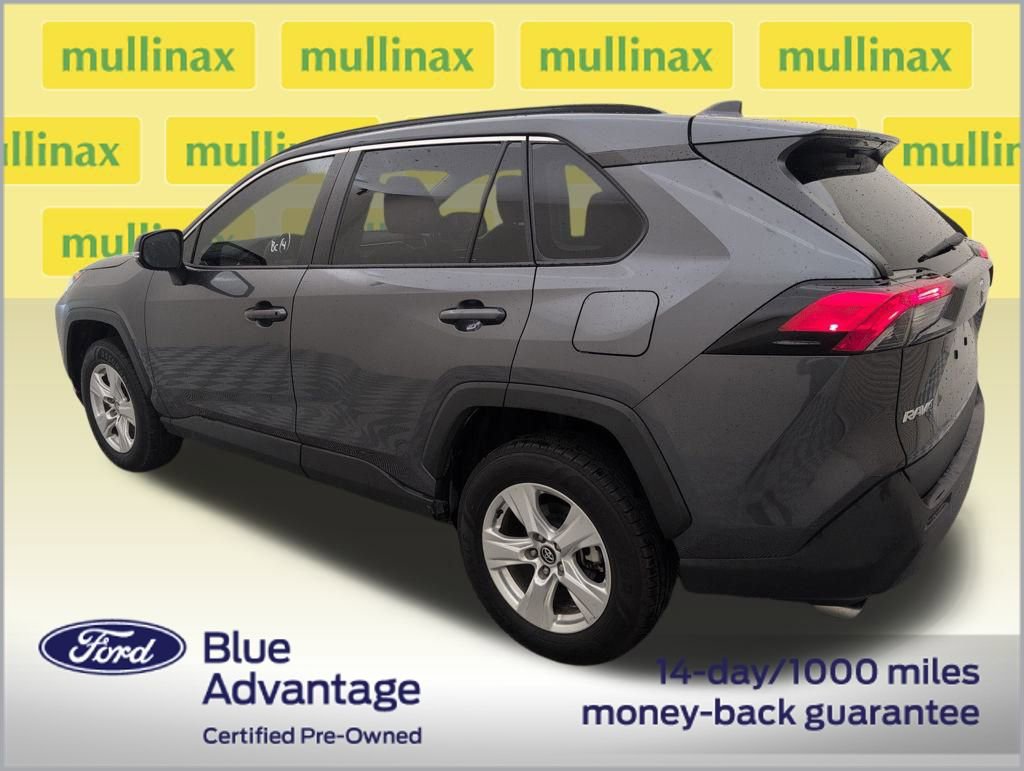 Used 2021 Toyota RAV4 XLE image 11