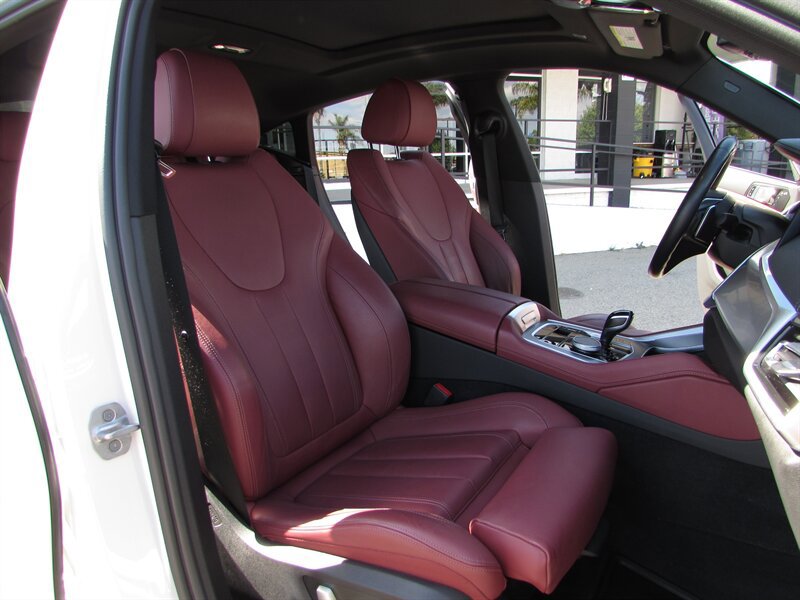 Used 2022 BMW X6 xDrive40i w/ Premium Package AWD/4WD image 39