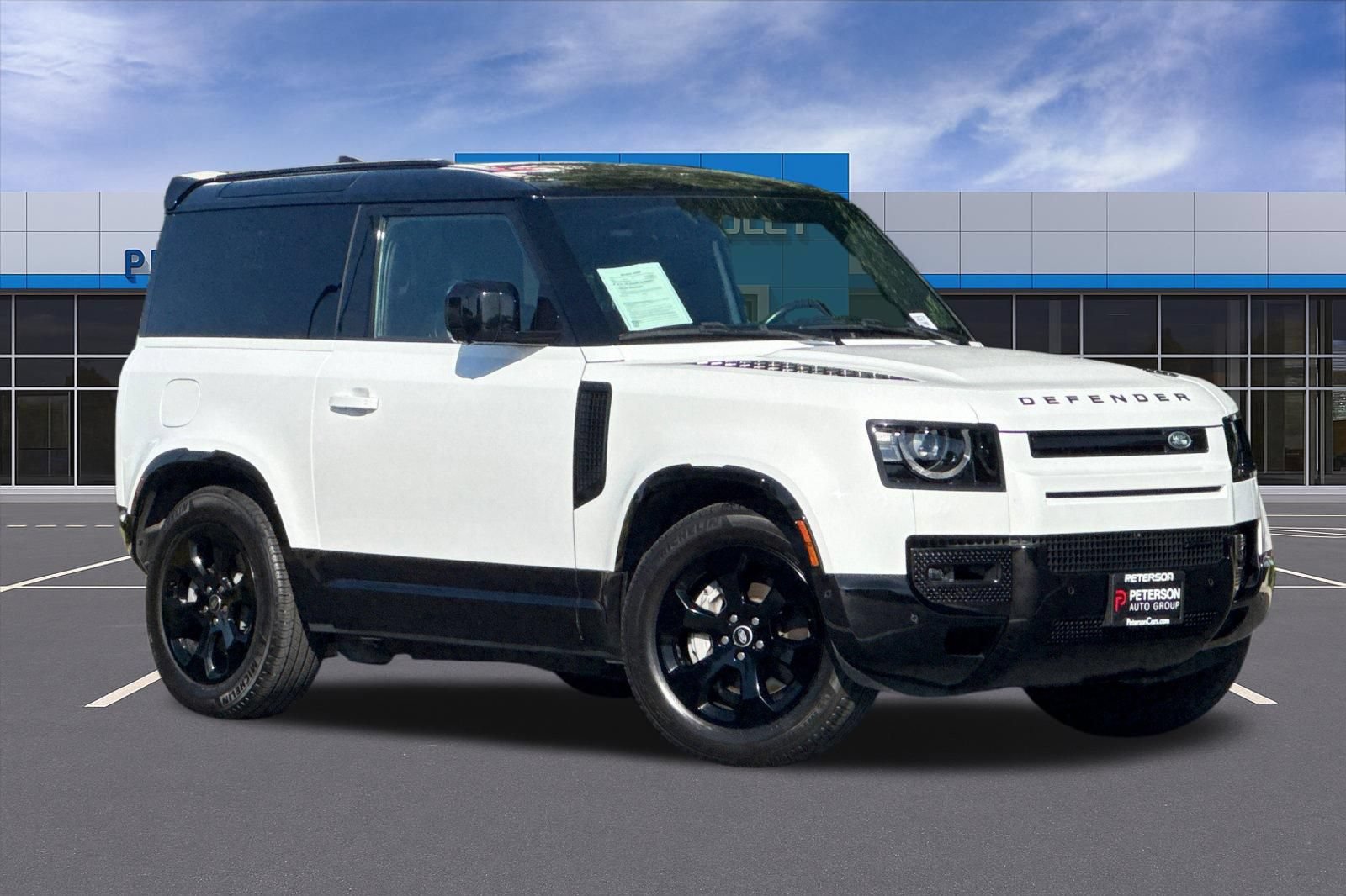 Used 2023 Land Rover Defender 90 X-Dynamic SE AWD/4WD image 2