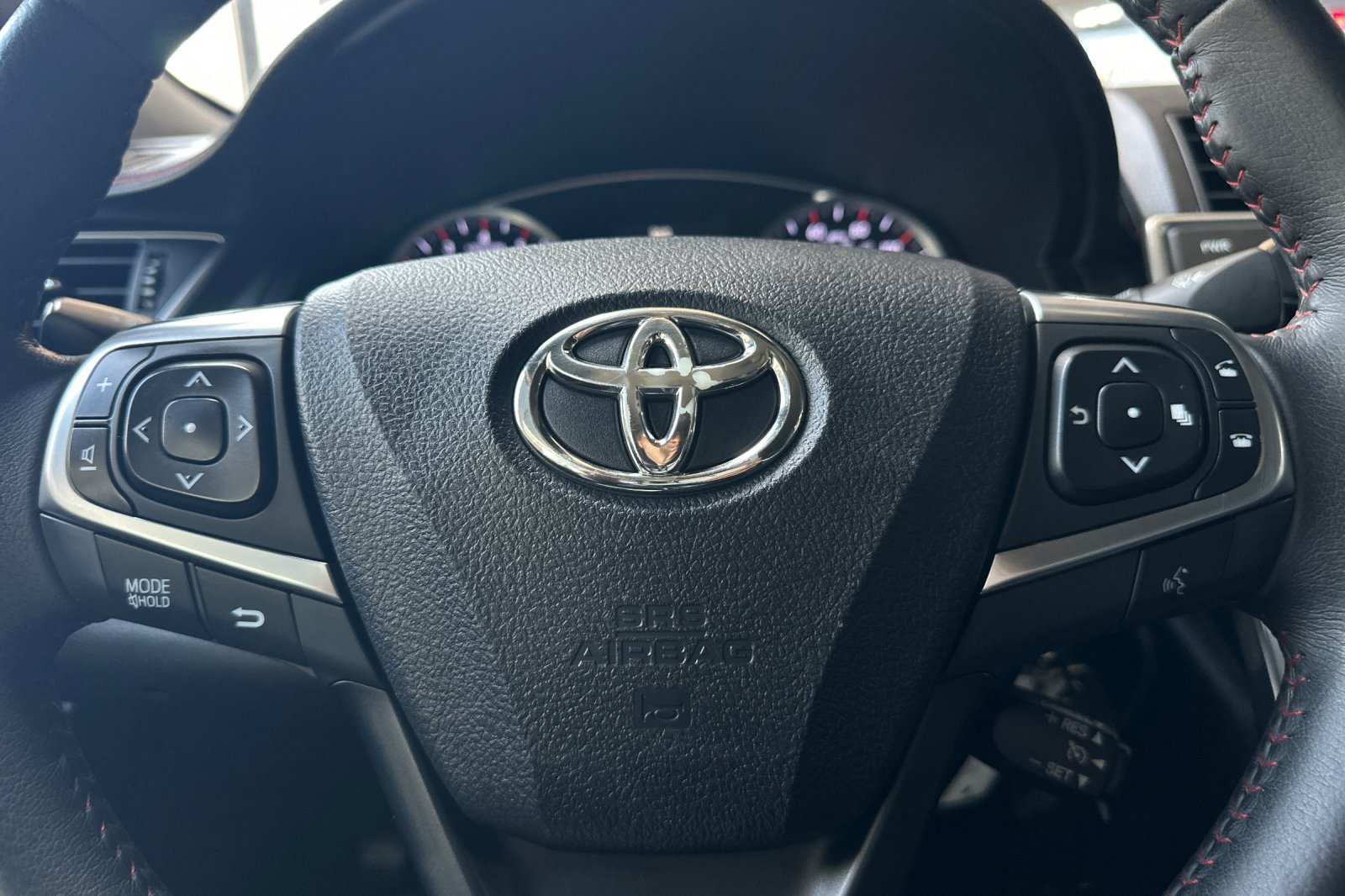 Used 2017 Toyota Camry SE FWD image 21
