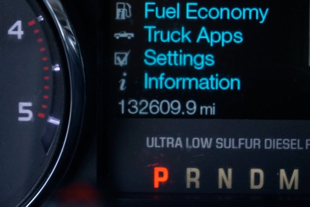 Used 2012 Ford F350 Lariat w/ Chrome Pkg image 21