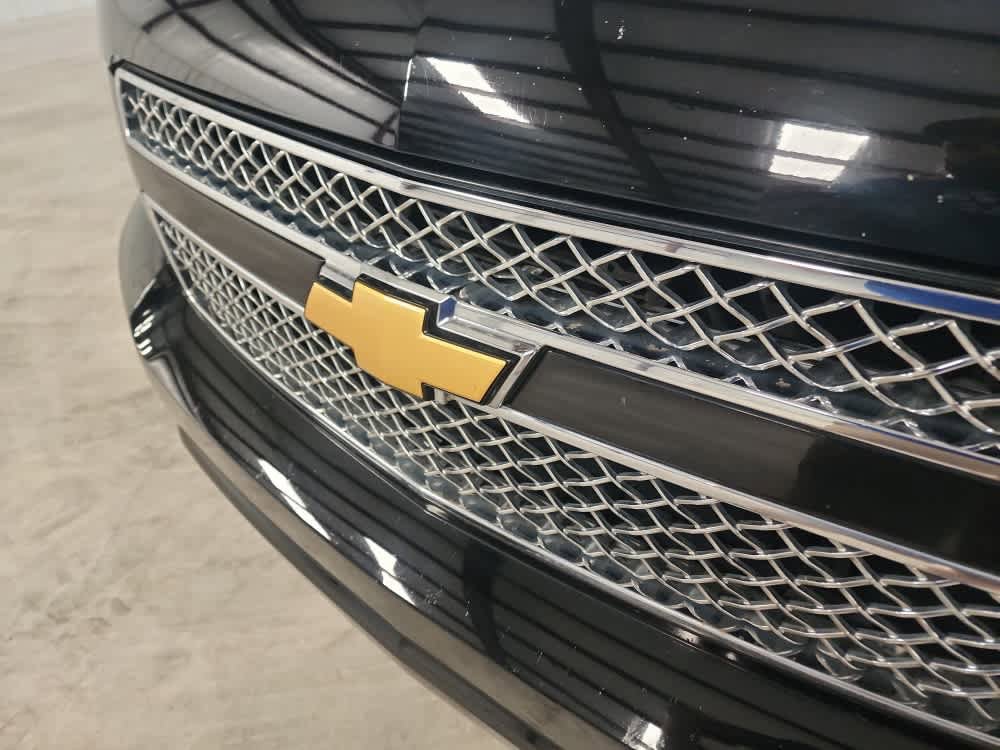 Used 2013 Chevrolet Avalanche LTZ image 9