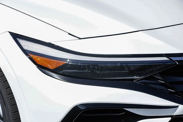 New 2025 Hyundai Elantra SEL w/ Cargo Package FWD image 8