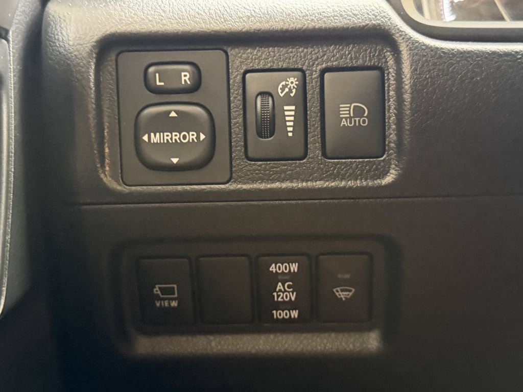 Used 2023 Toyota 4Runner Limited RWD image 28