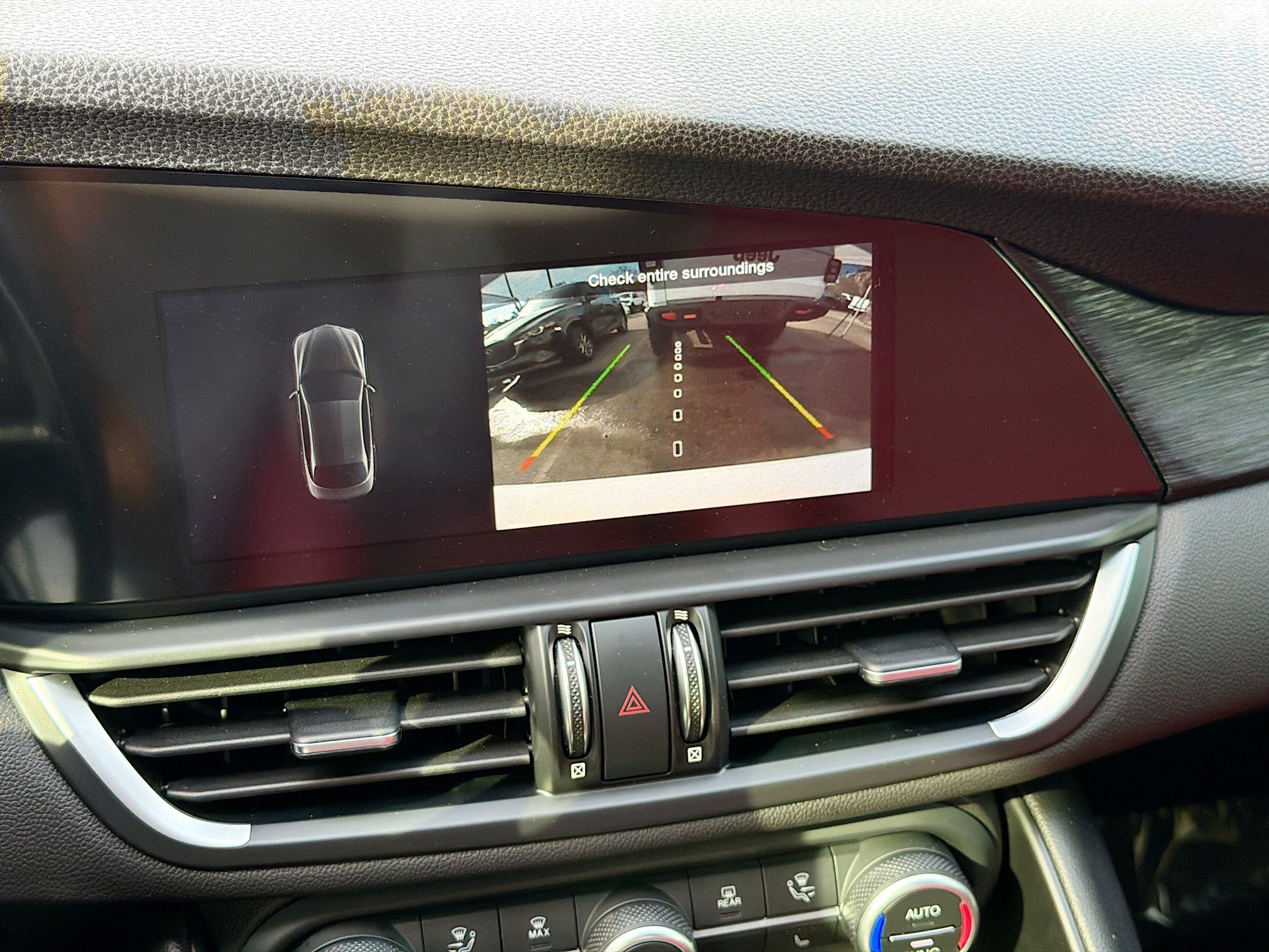 Used 2024 Alfa Romeo Giulia Sprint image 33