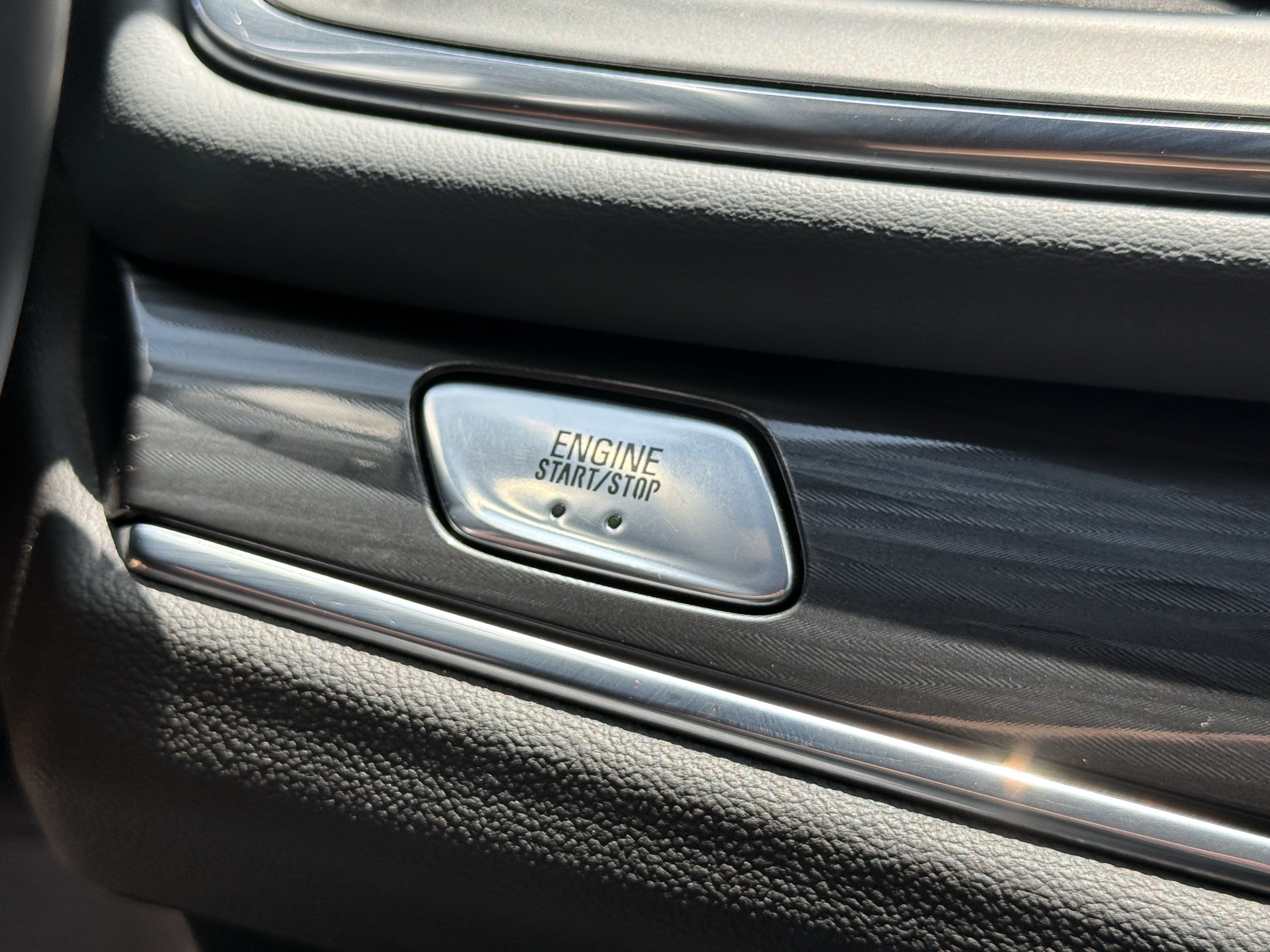 Used 2024 Buick Enclave Essence w/ Sport Touring Edition FWD image 24