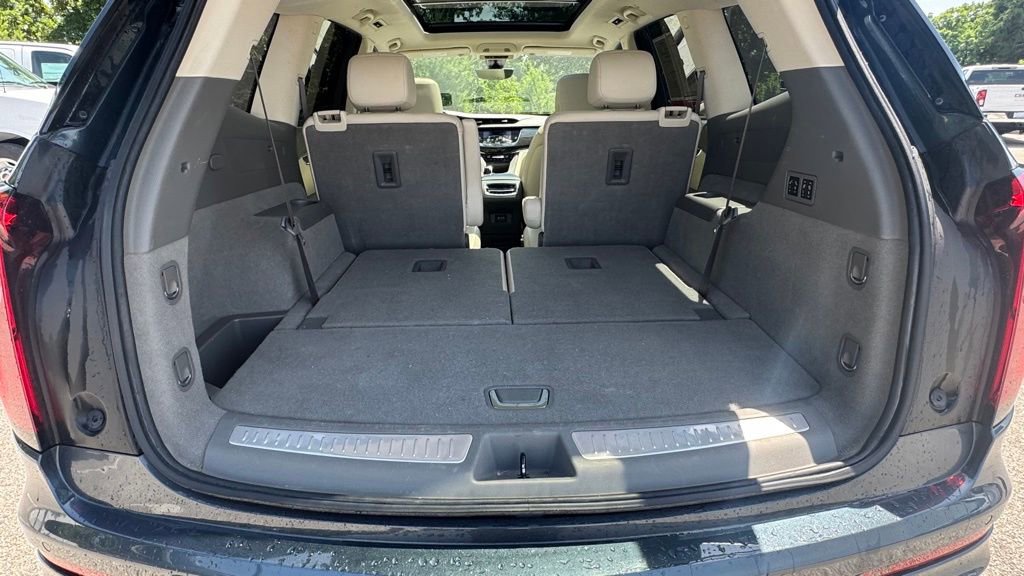 Used 2020 Cadillac XT6 Premium Luxury FWD image 11