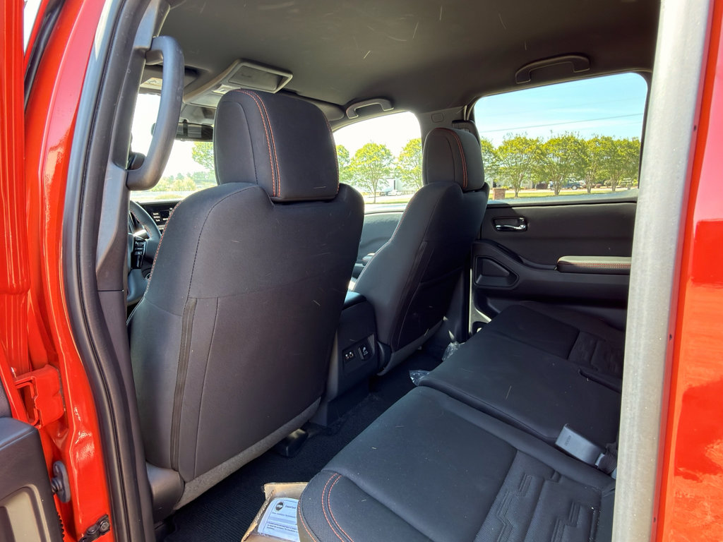 Used 2025 Nissan Frontier PRO-4X w/ Pro Convenience Package AWD/4WD image 21
