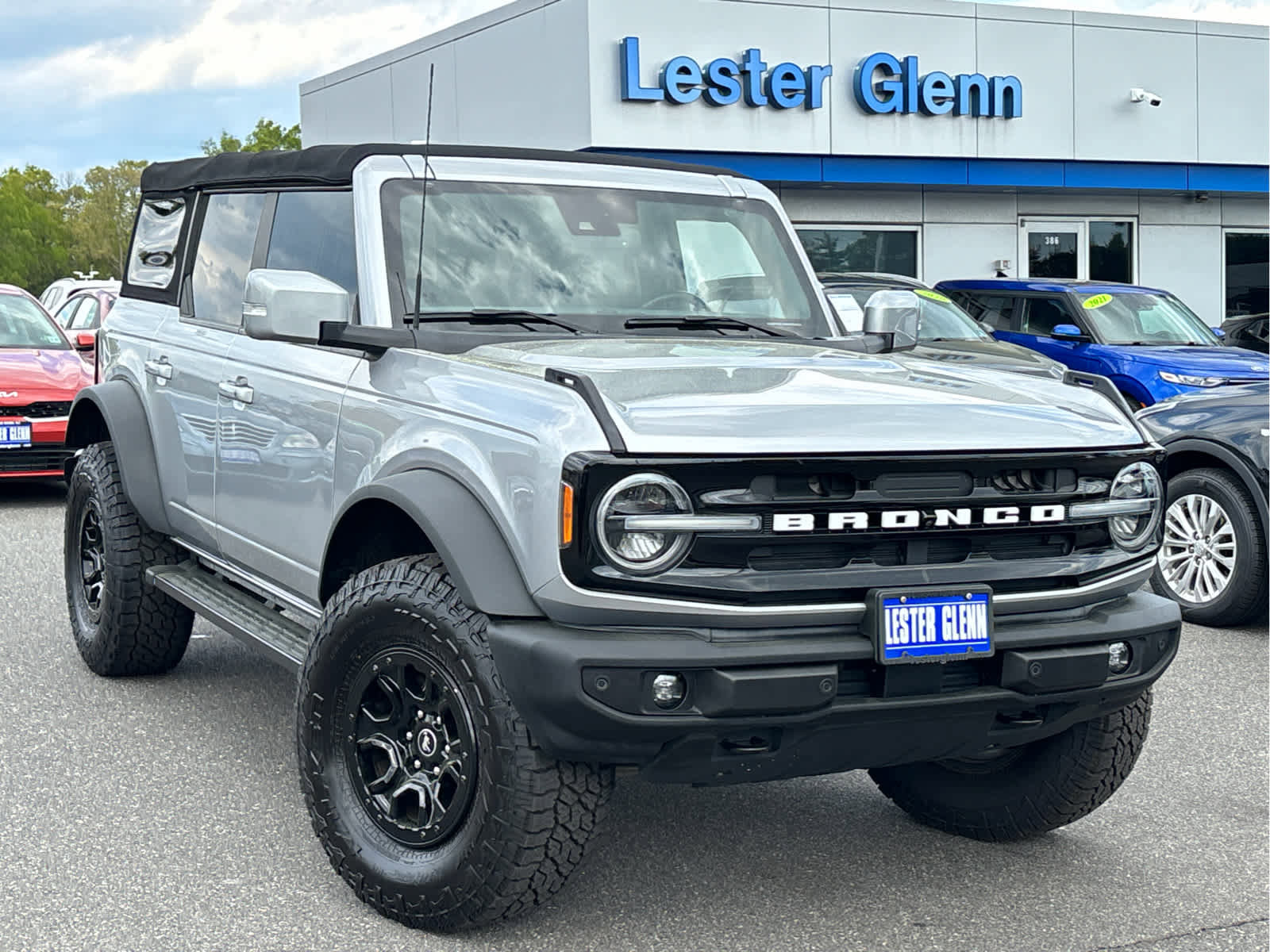 Used 2021 Ford Bronco Outer Banks w/ Sasquatch Package AWD/4WD image 28