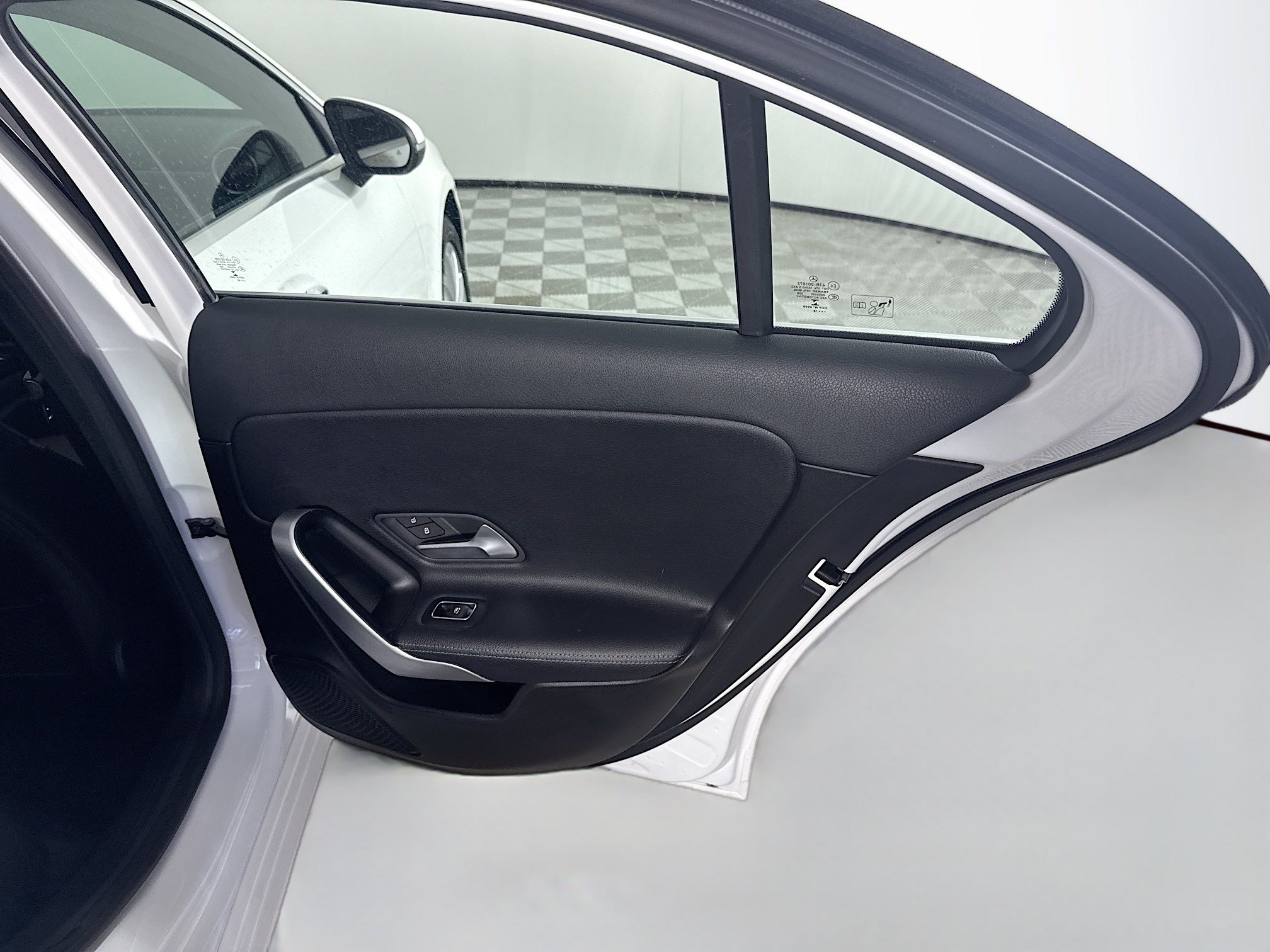 Used 2019 Mercedes-Benz A 220 w/ Premium Package image 28